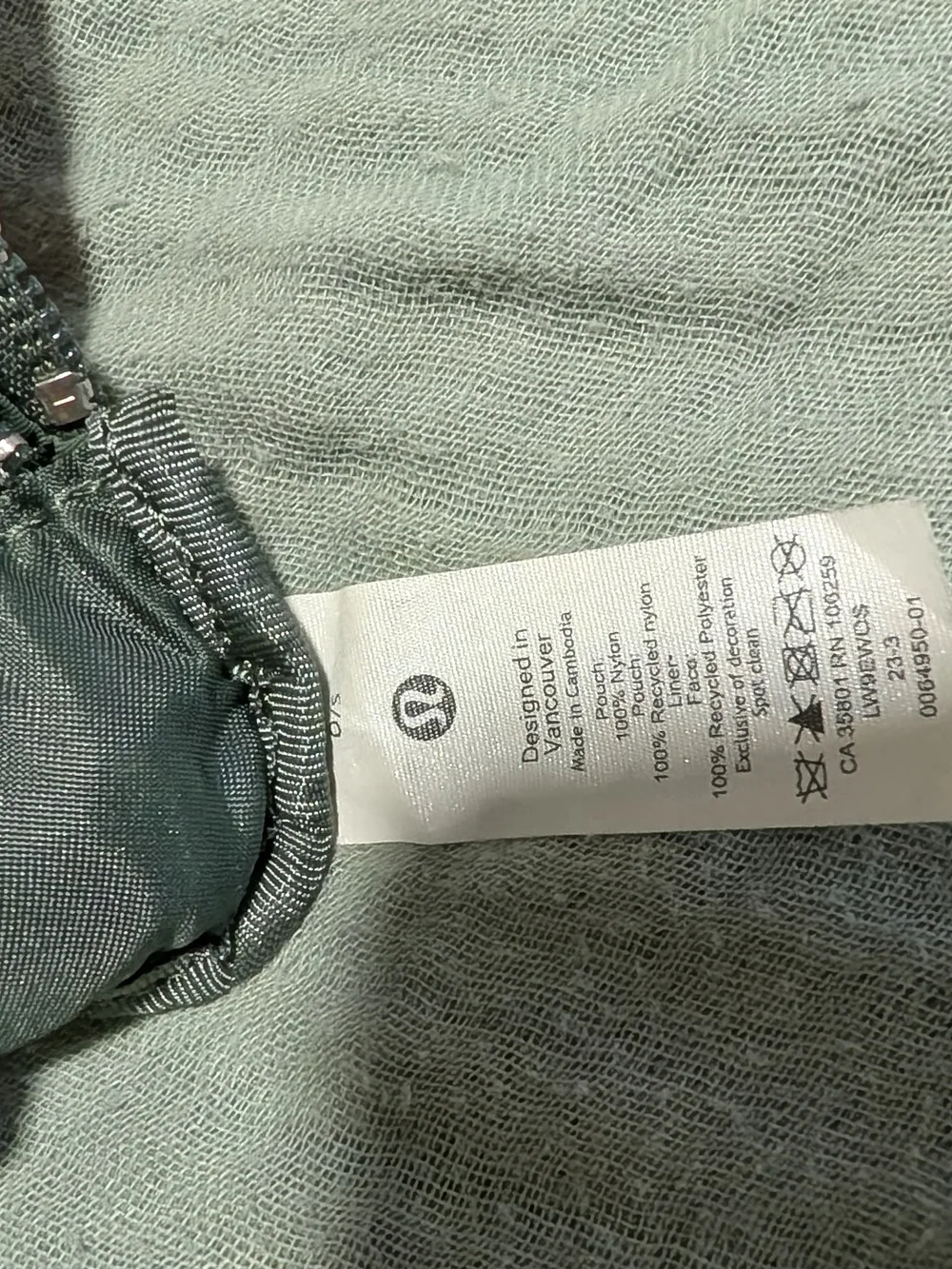 Lululemon Dual Pouch Wristlet Rounded Coin Pouch & Keychain Strap Forest Green